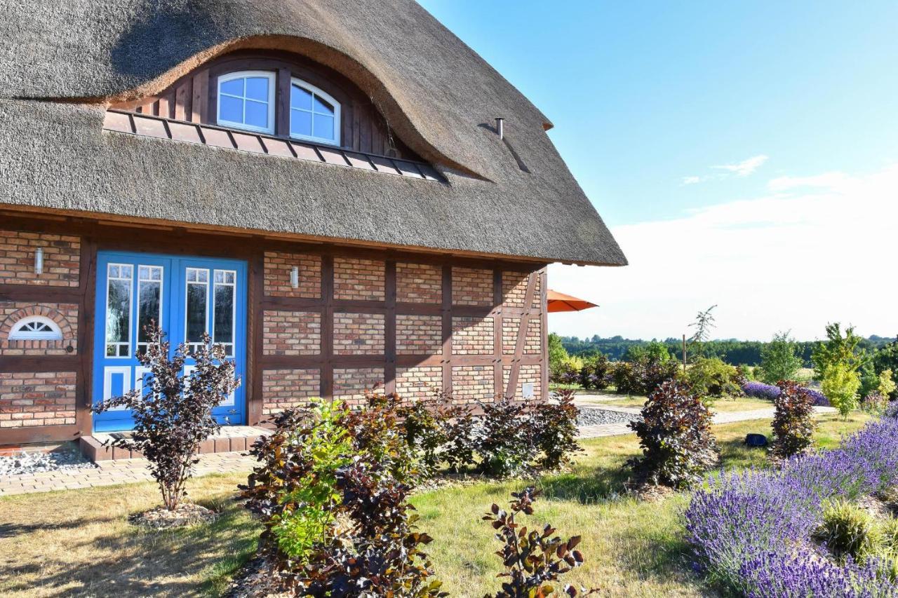 Ferienhaus Muehlenblick Pudagla Exterior photo